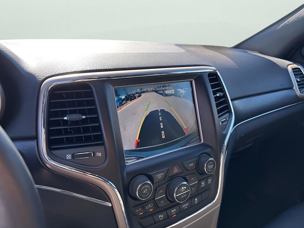 Used 2017 Jeep Grand Cherokee Limited w/ Trailer Tow Group IV image 38