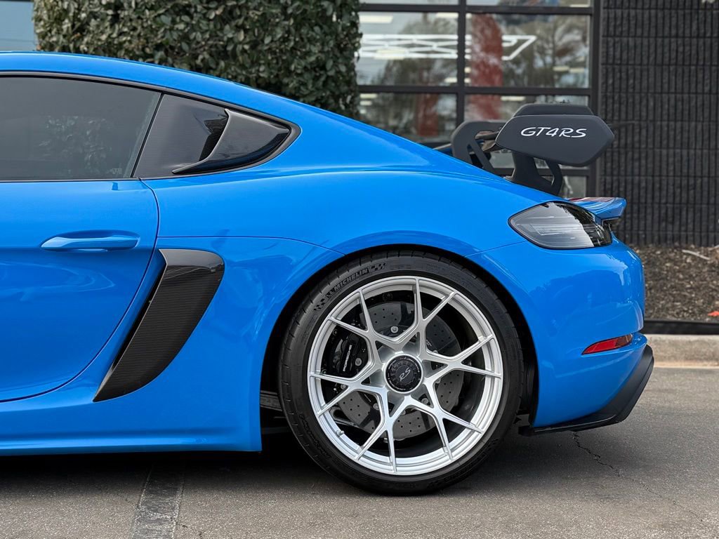 Used 2025 Porsche 718 Cayman GT4 RS w/ Weissach Package image 11