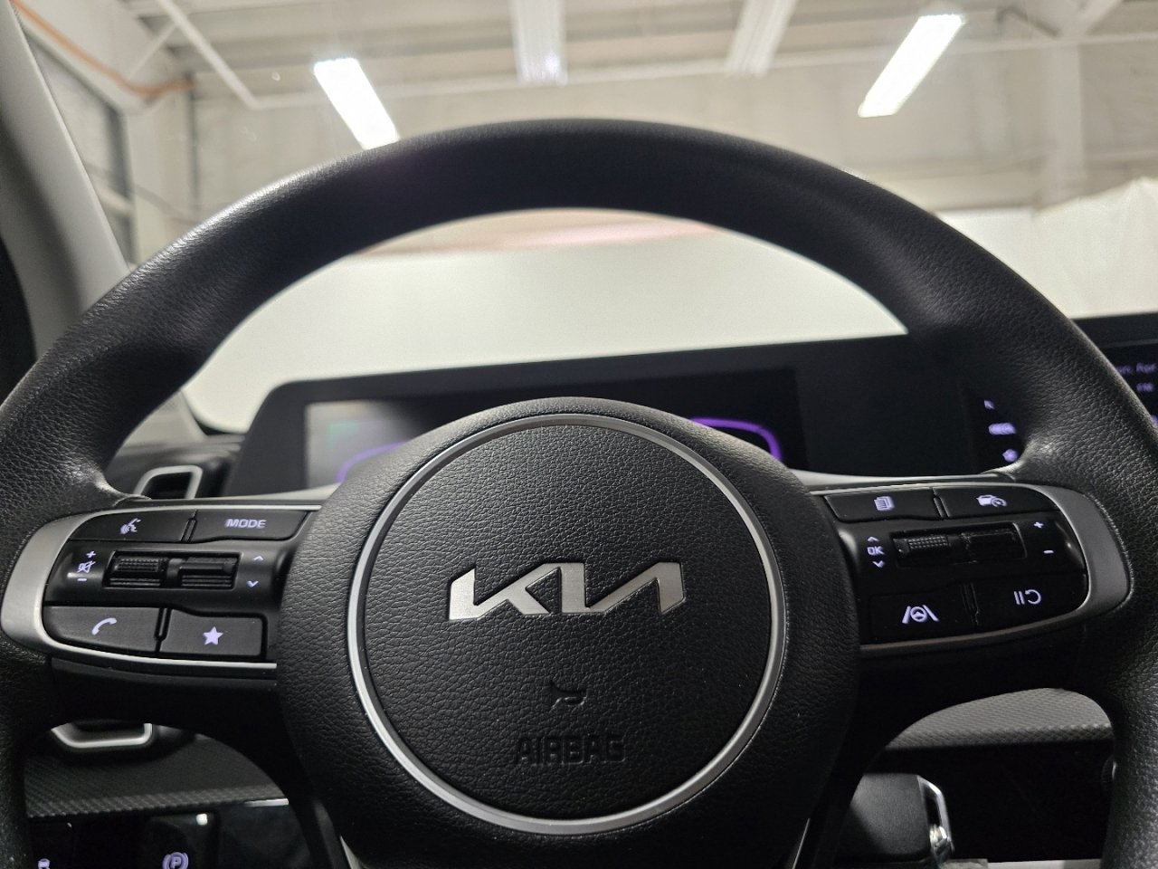 Used 2024 Kia Sportage LX FWD image 23