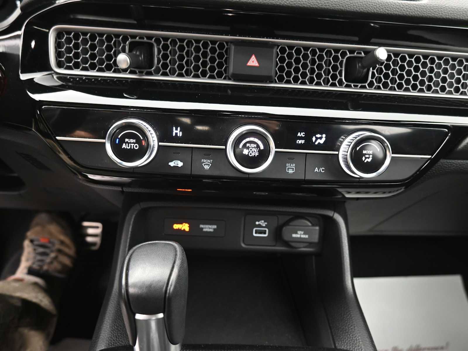 Used 2023 Honda Civic Sport image 8