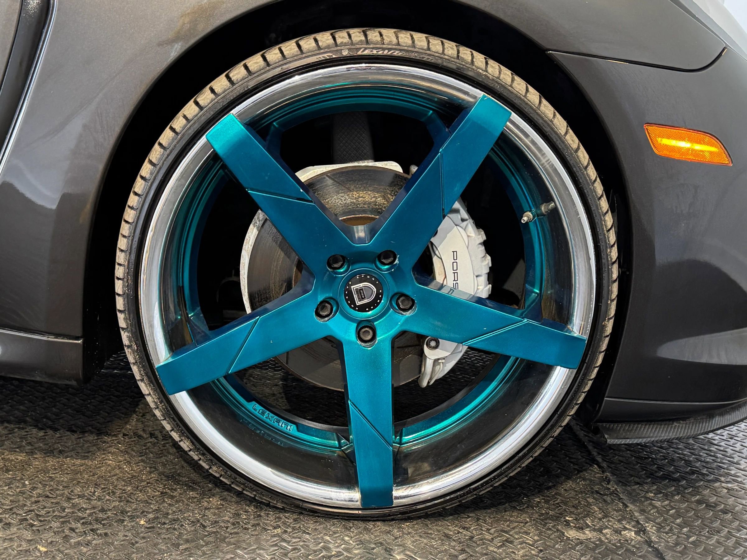 Used 2013 Porsche Panamera S image 9