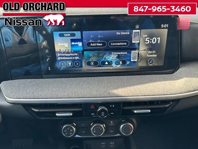 Used 2025 Nissan Kicks SV w/ Interior Electronics Package FWD image 15