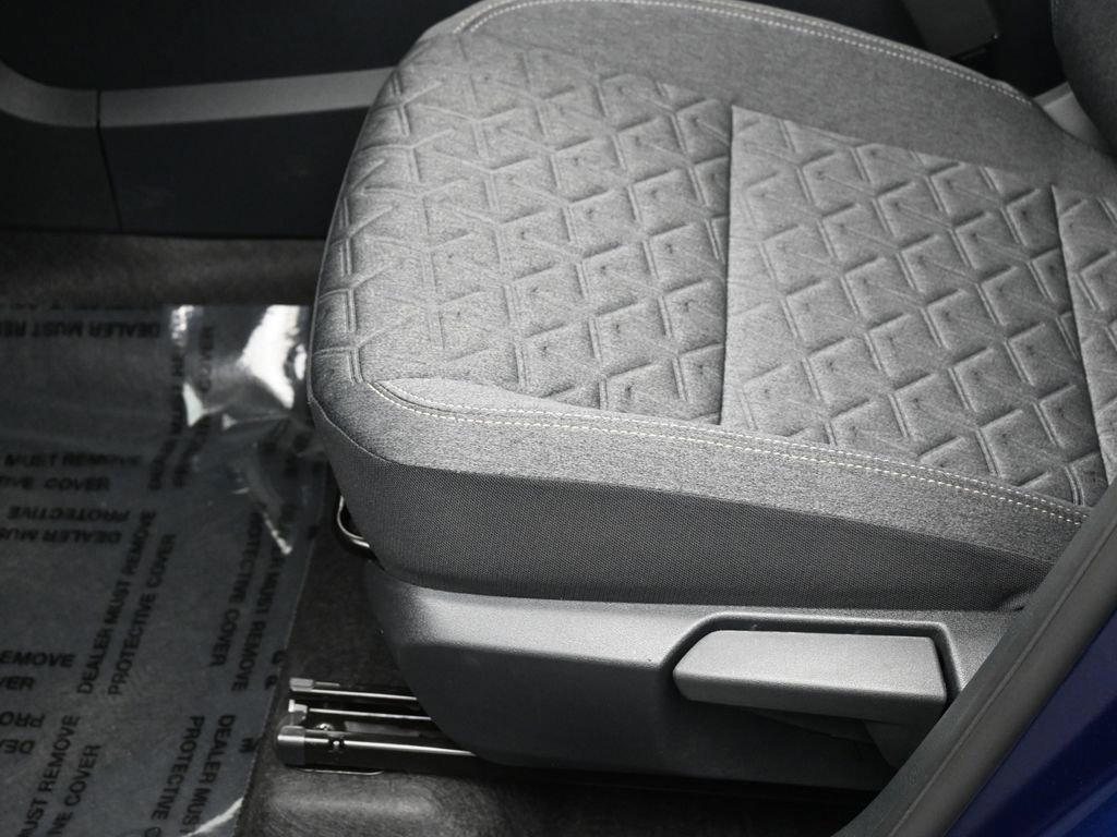 New 2026 Nissan Kicks SV w/ SV Premium Package AWD/4WD image 15