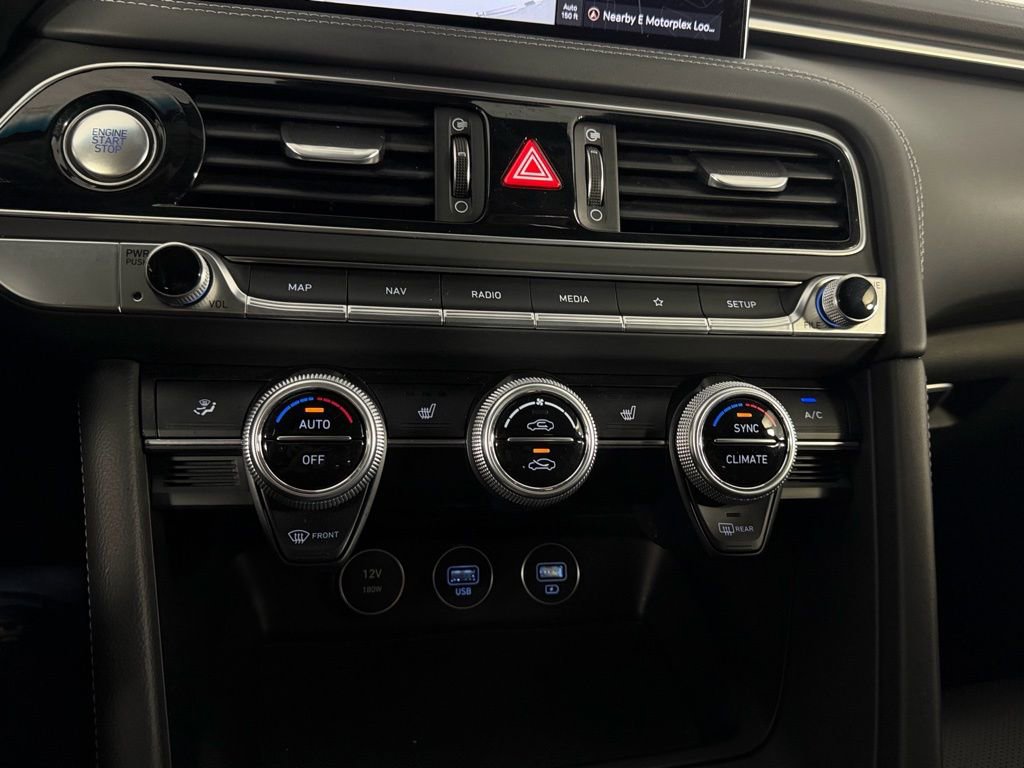 Used 2022 Genesis G70 2.0T image 16