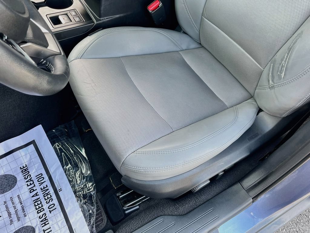 Used 2018 Subaru Outback 2.5i Limited AWD/4WD image 19
