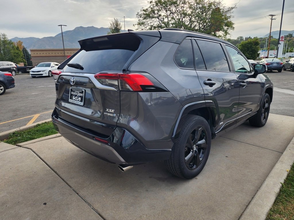 Used 2020 Toyota RAV4 XSE image 5