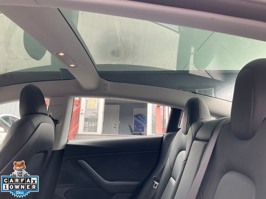 Used 2018 Tesla Model 3 Long Range RWD image 35