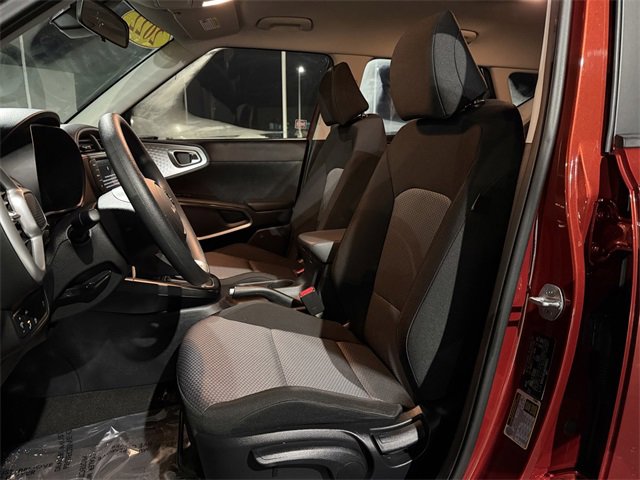 Used 2022 Kia Soul LX w/ Technology Package image 14