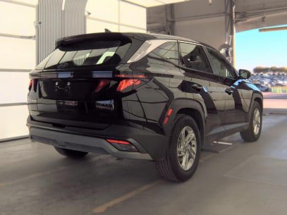 Used 2025 Hyundai Tucson SE FWD image 5
