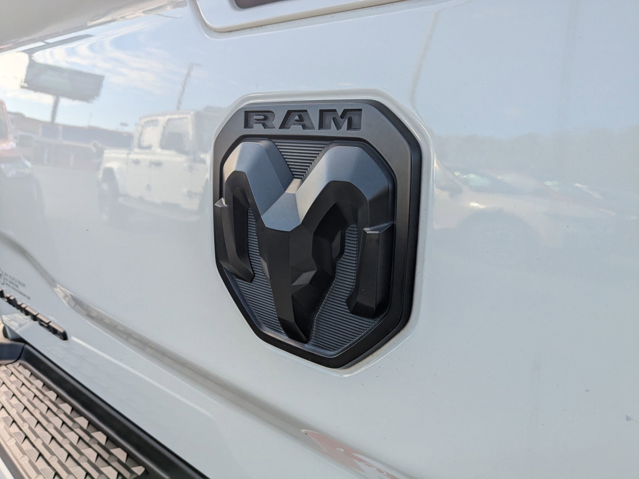 Used 2022 RAM 3500 Limited image 28