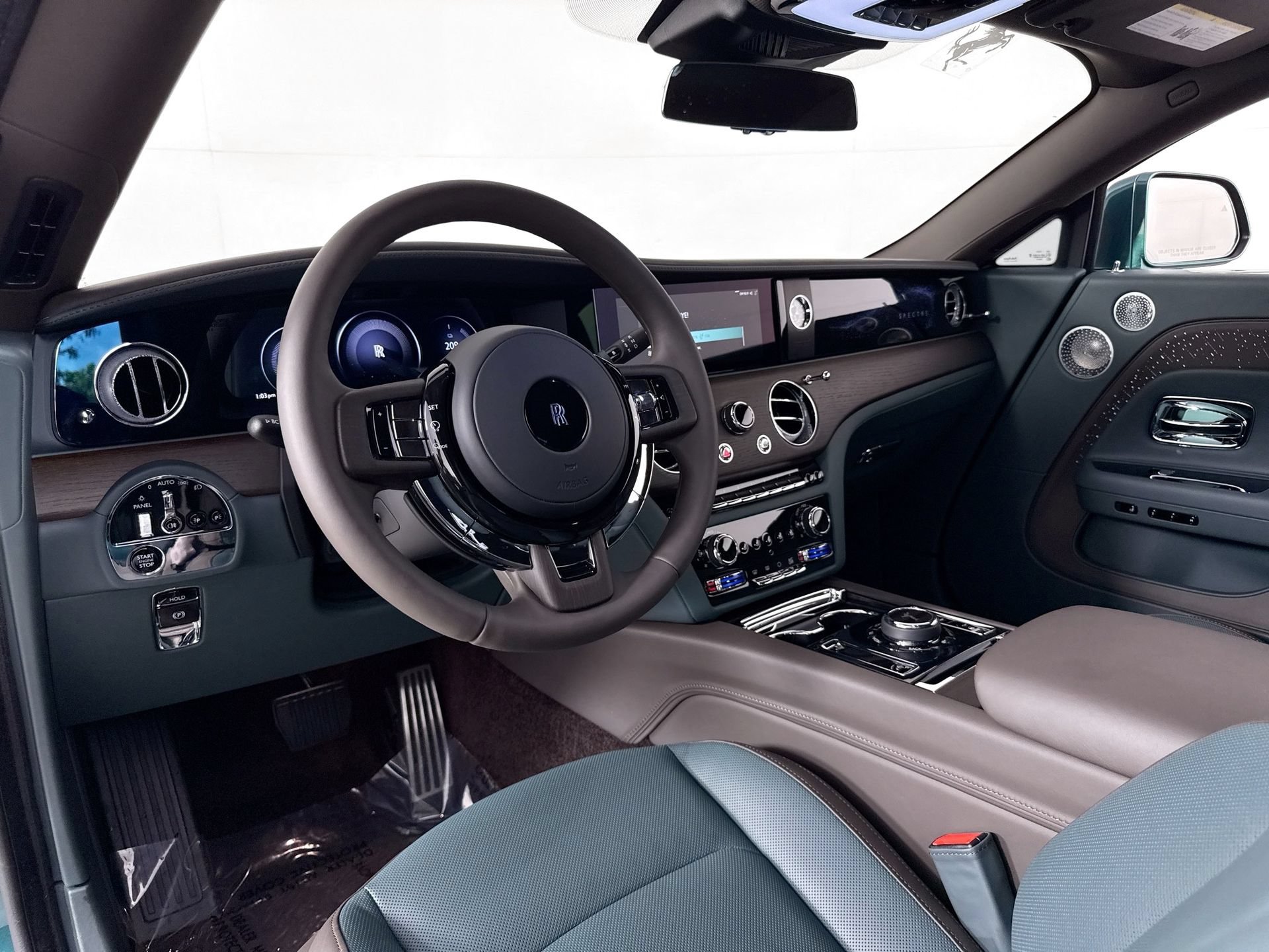 Used 2025 Rolls-Royce Spectre w/ Spectre Launch Package AWD/4WD image 20