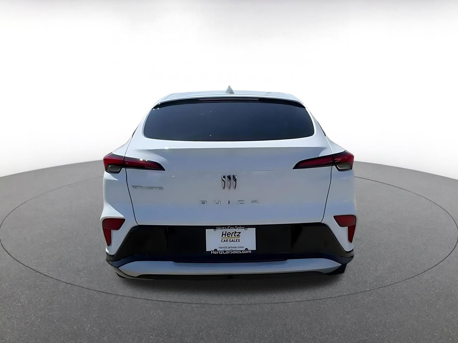 Used 2025 Buick Envista Sport Touring image 11