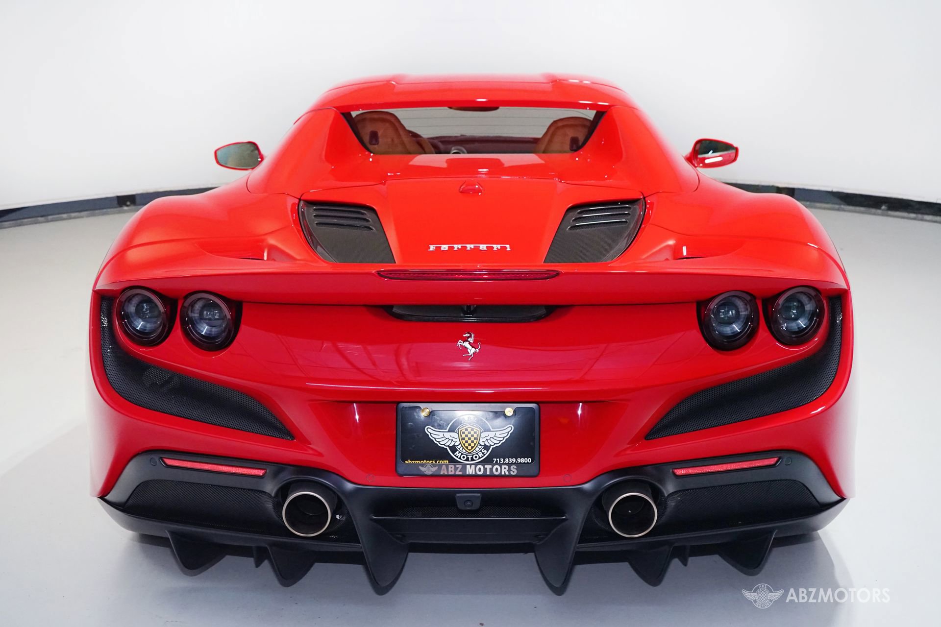 Used 2022 Ferrari F8 Tributo RWD image 8
