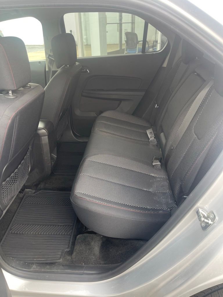 Used 2015 Chevrolet Equinox LT w/ Driver Convenience Package image 11