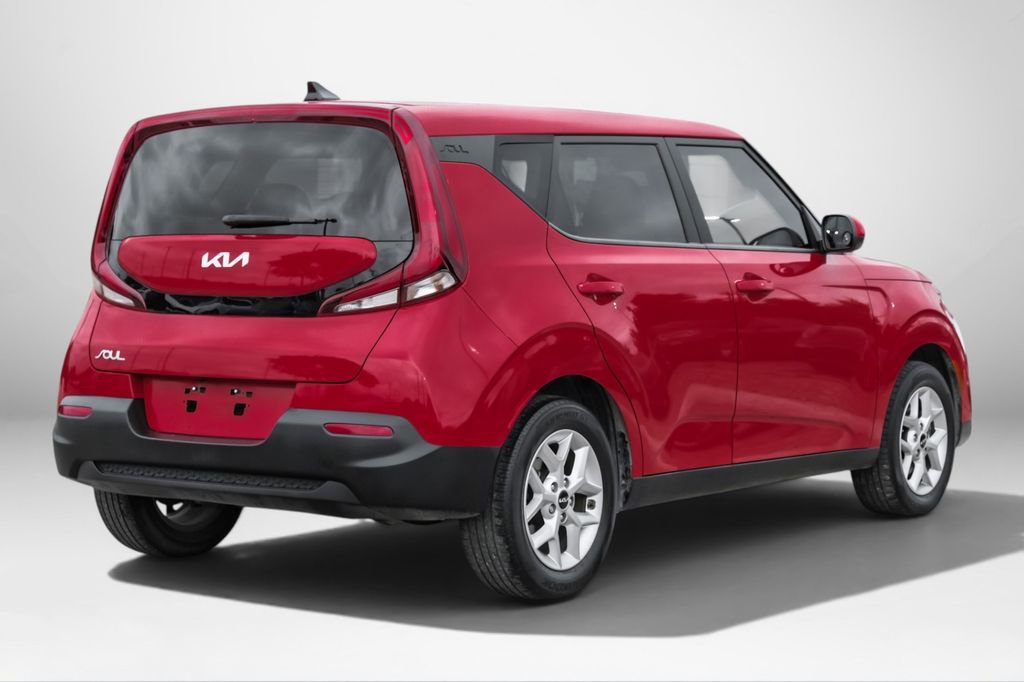 Used 2022 Kia Soul LX w/ Technology Package FWD image 6