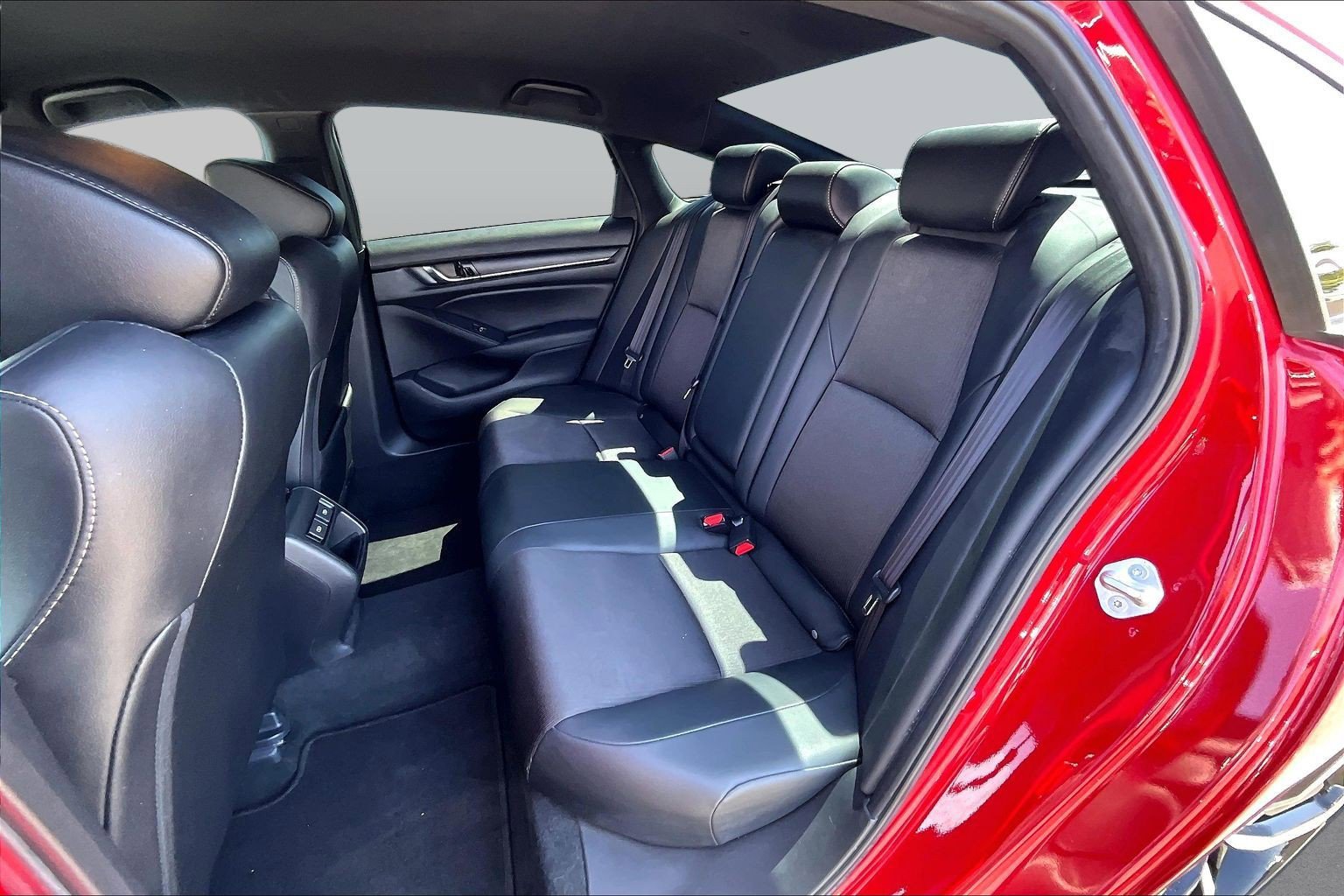 Used 2021 Honda Accord Sport image 25