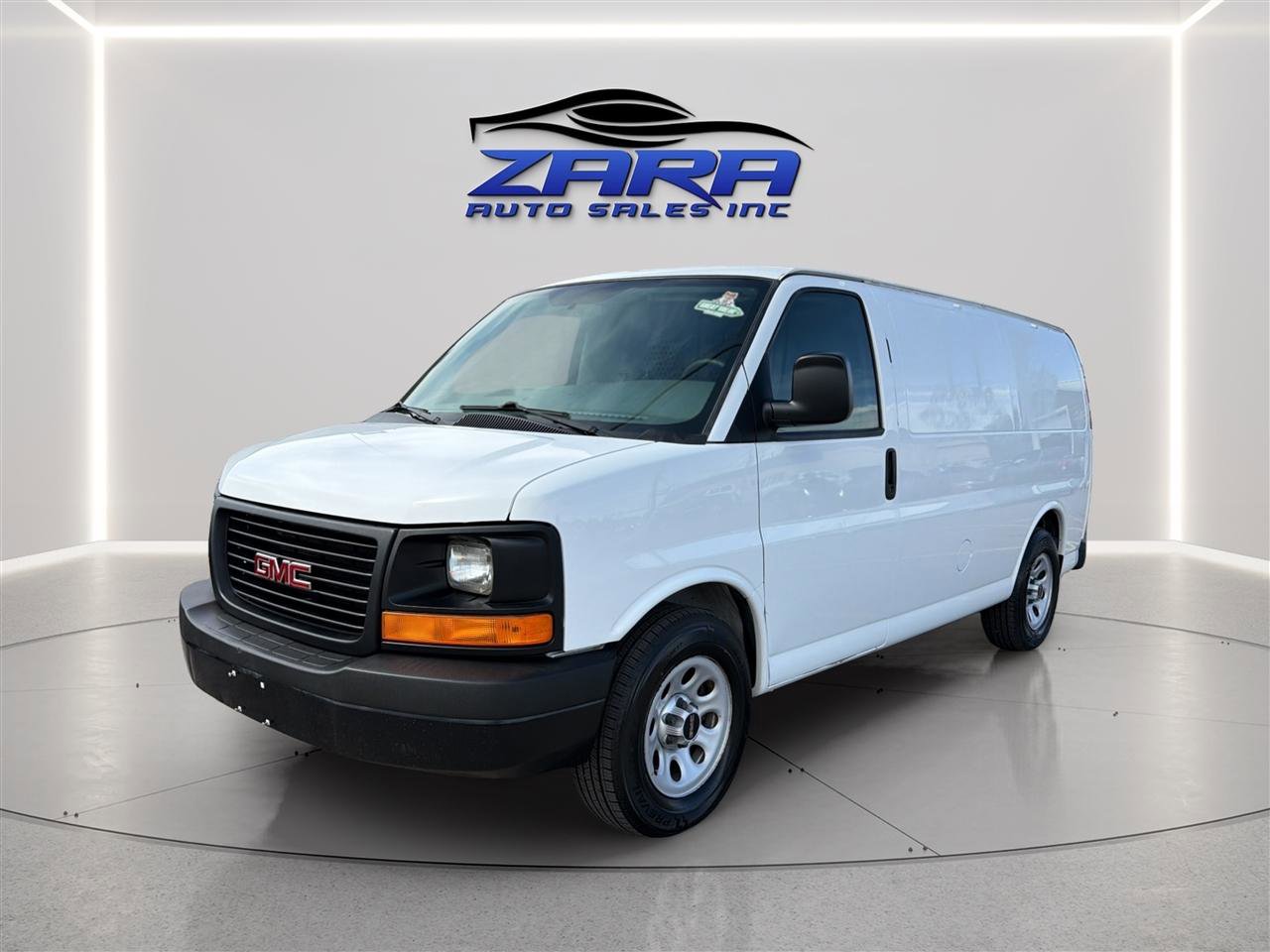 Used 2014 GMC Savana 1500 AWD image 3