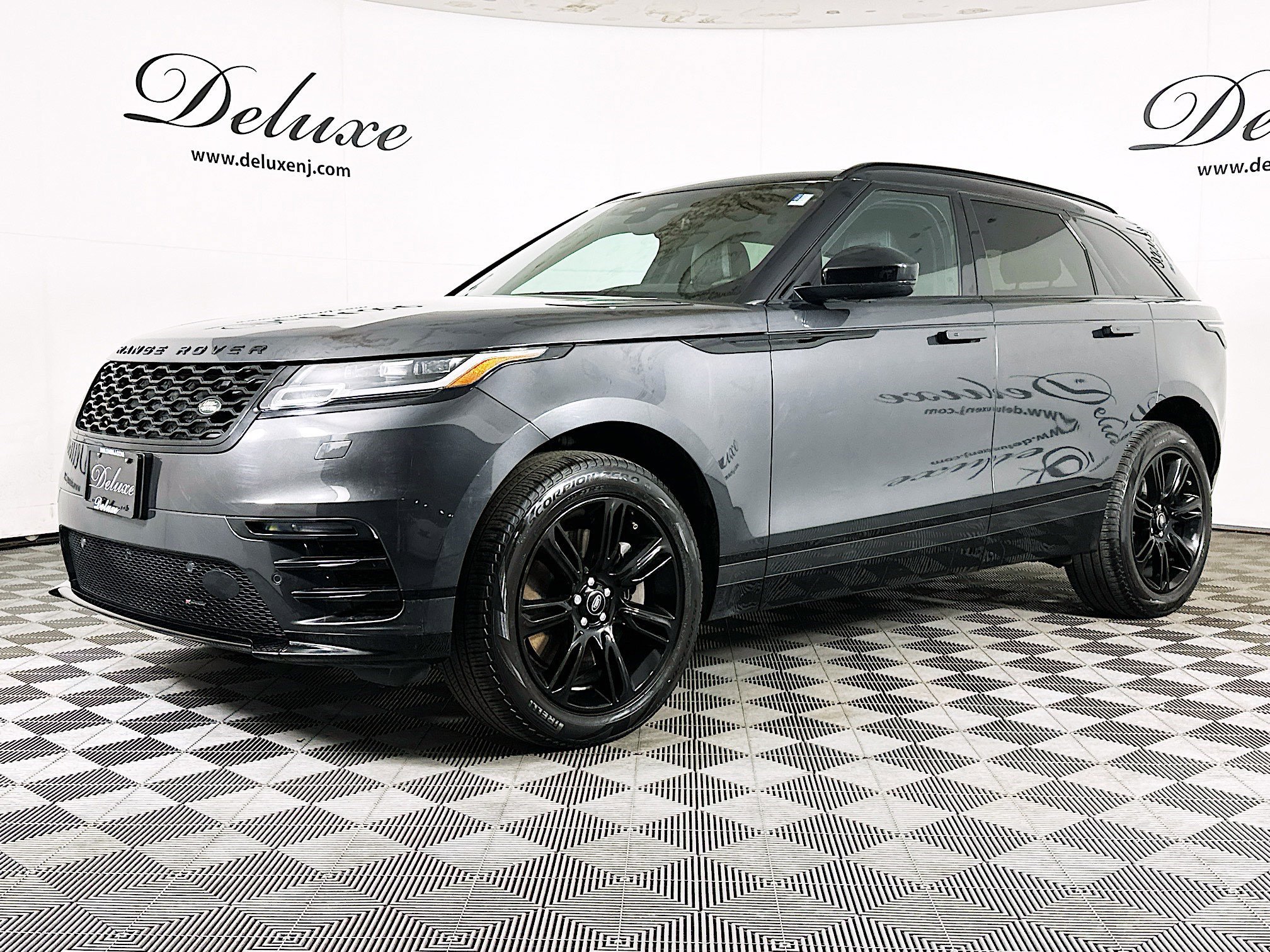 Used 2023 Land Rover Range Rover Velar R-Dynamic S AWD/4WD image 3