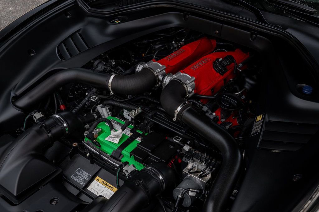 Used 2015 Ferrari California T RWD image 29