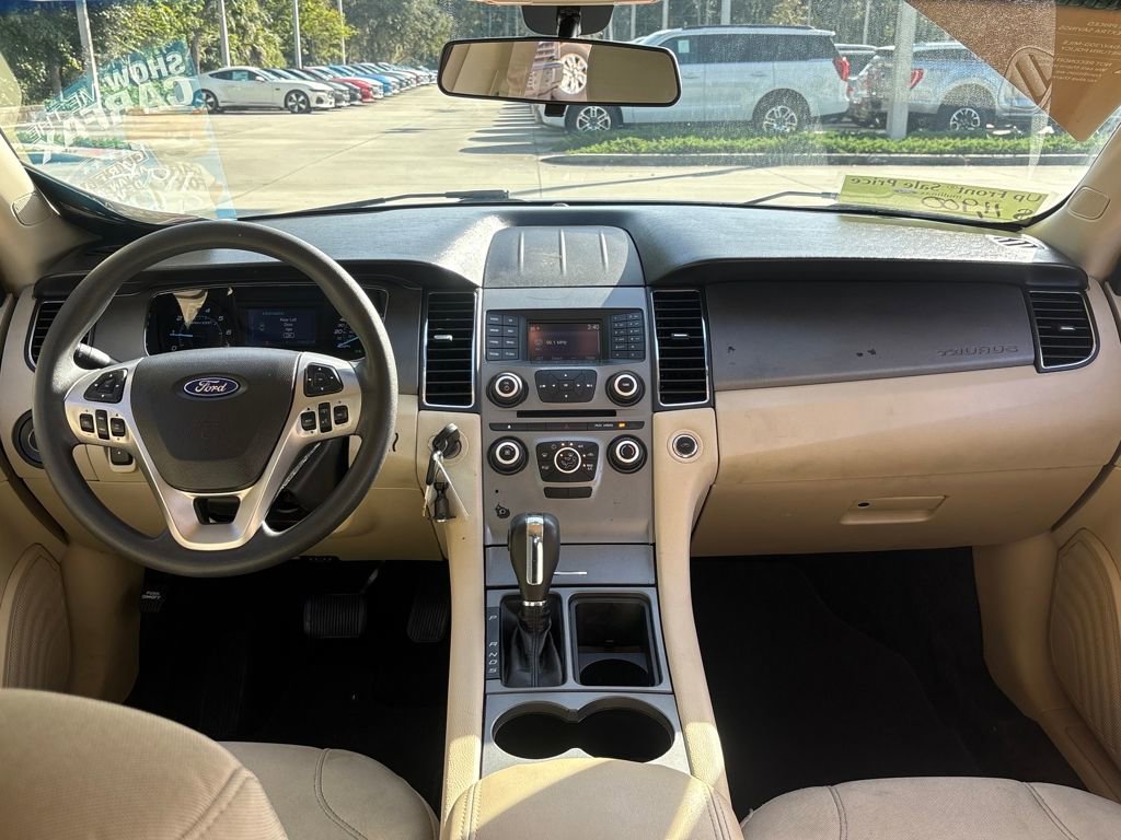Certified 2017 Ford Taurus SE image 9