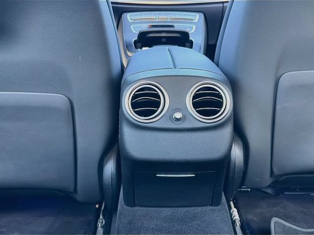 Used 2023 Mercedes-Benz E 350 4MATIC Sedan image 27
