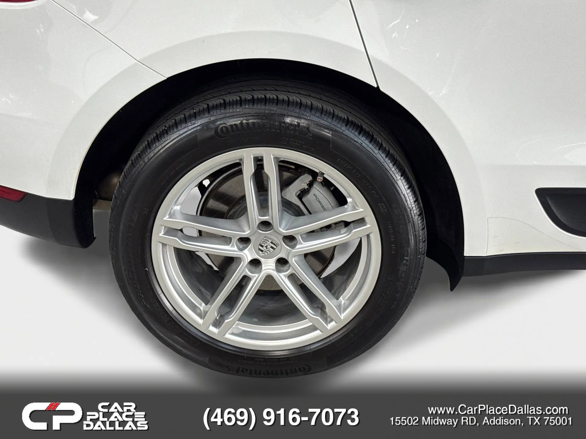 Used 2017 Porsche Macan S image 33