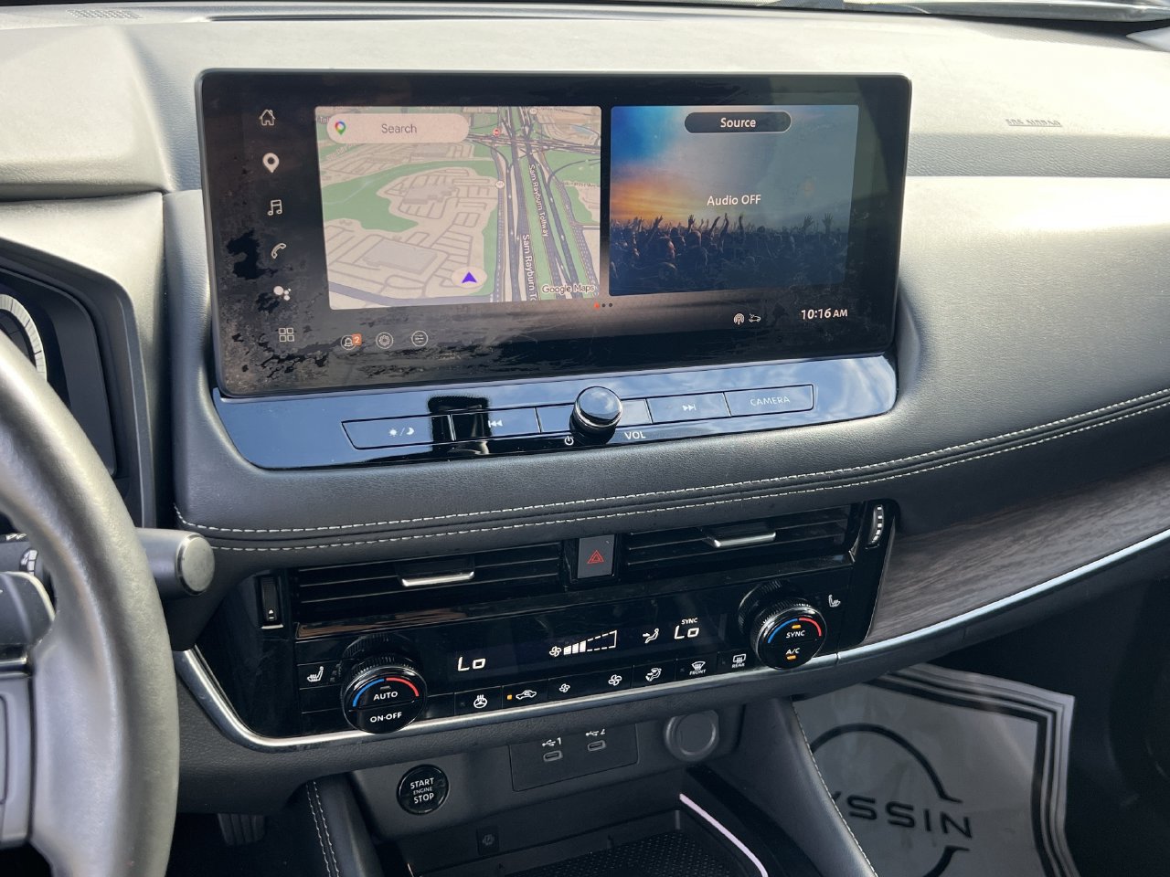 Used 2024 Nissan Rogue Platinum FWD image 16
