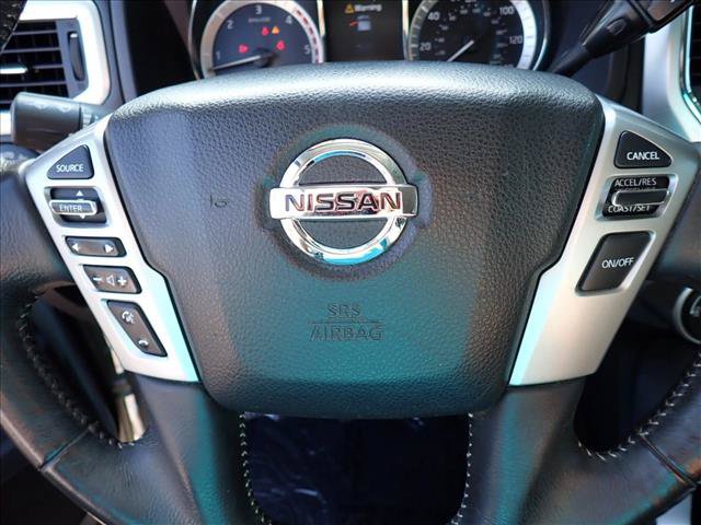 Used 2018 Nissan Titan XD AWD/4WD image 16