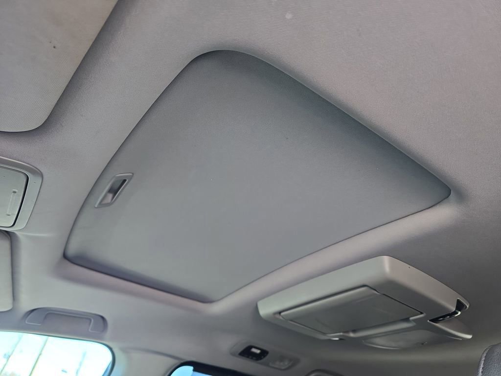 Used 2018 Honda Odyssey Touring image 18