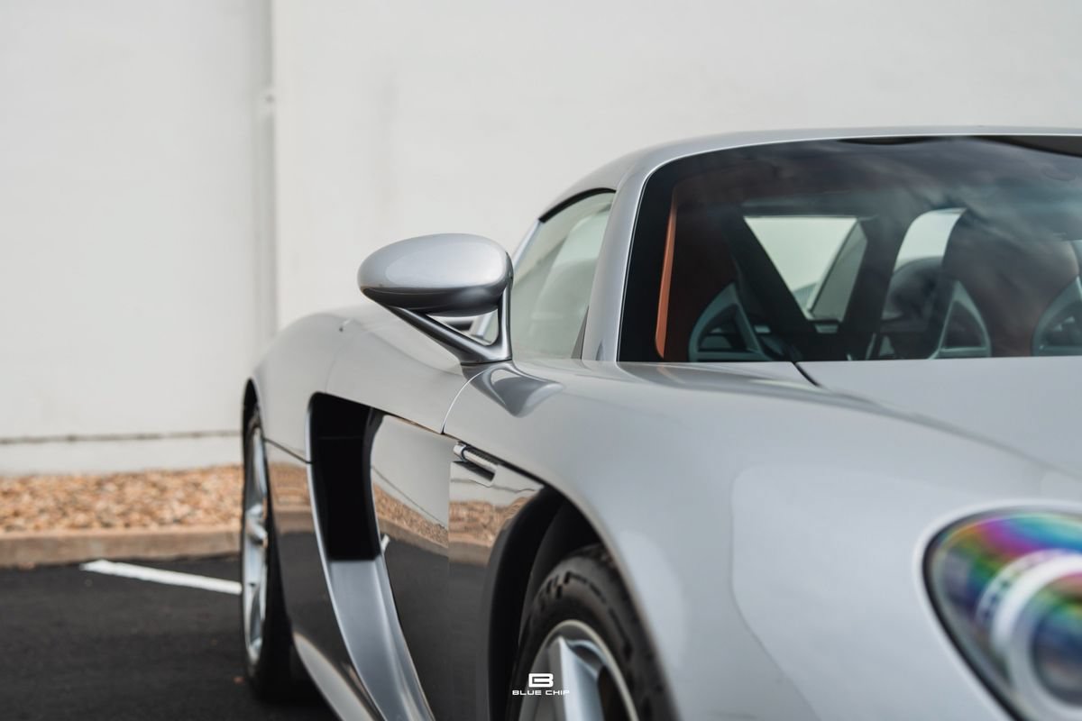Used 2004 Porsche Carrera GT RWD image 10