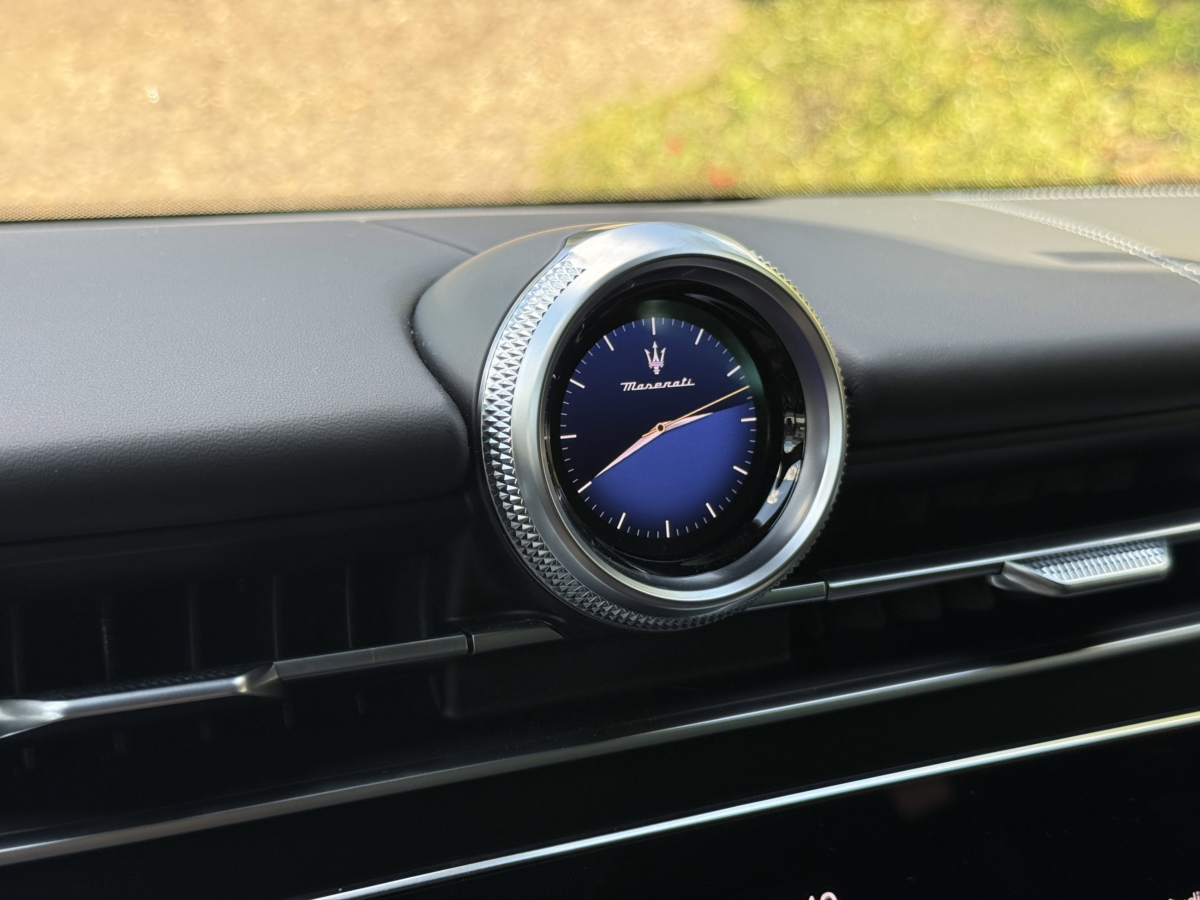 Certified 2025 Maserati Grecale Modena image 18