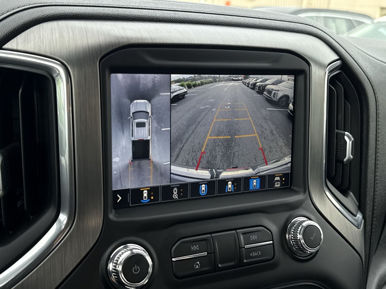 Used 2021 GMC Sierra 1500 Denali w/ Denali Ultimate Package AWD/4WD image 19
