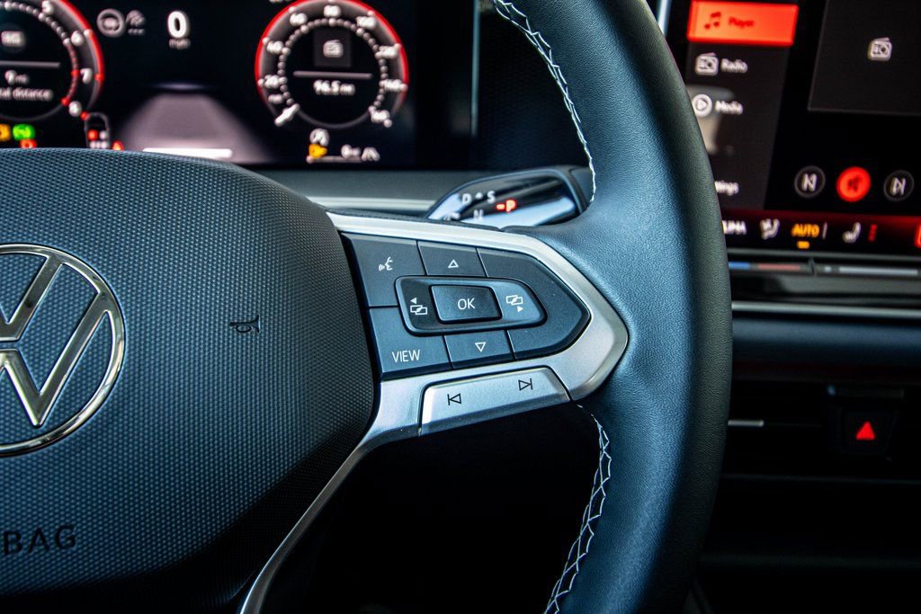 New 2026 Volkswagen Tiguan SE image 35