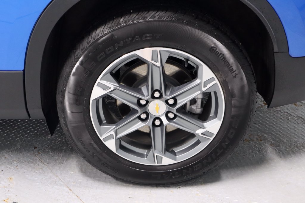 Used 2024 Chevrolet Blazer LT w/ Convenience Package FWD image 19