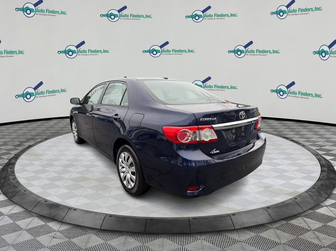 Used 2012 Toyota Corolla LE image 7