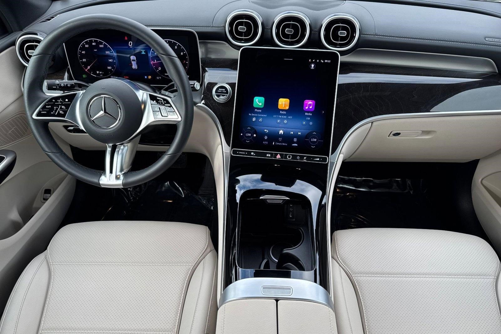Certified 2025 Mercedes-Benz GLC 300 4MATIC image 28