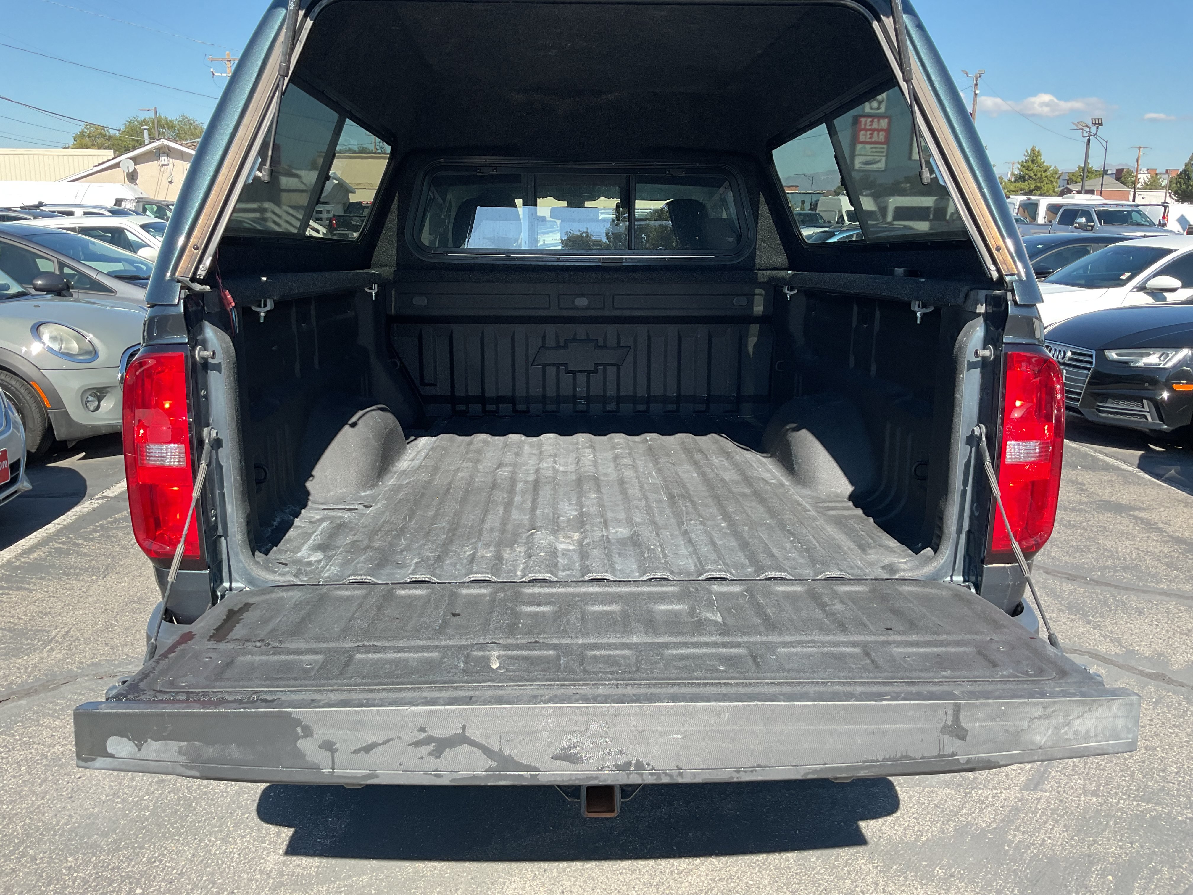 Used 2019 Chevrolet Colorado Z71 AWD/4WD image 9