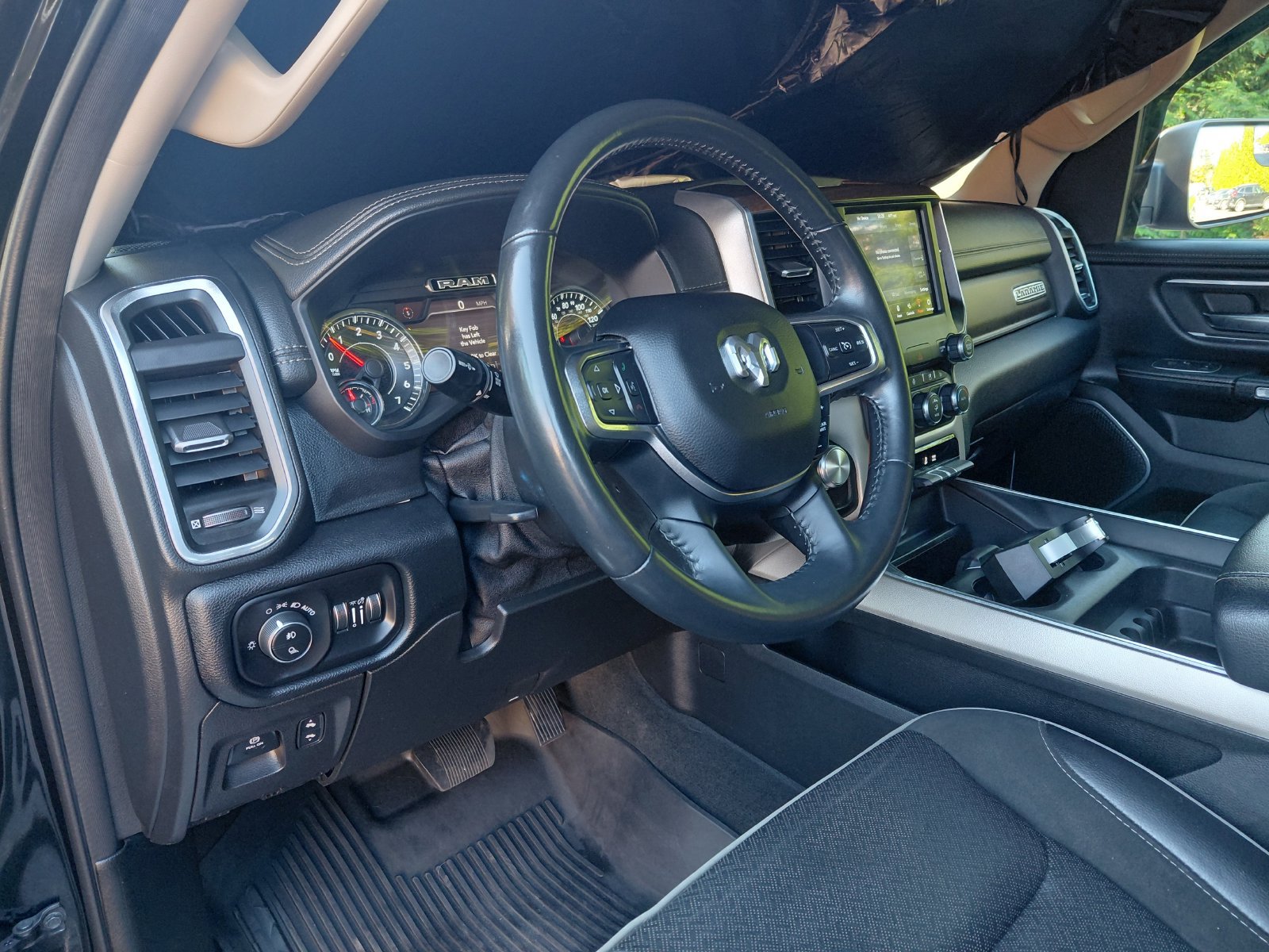 Used 2021 RAM 1500 Laramie AWD/4WD image 20
