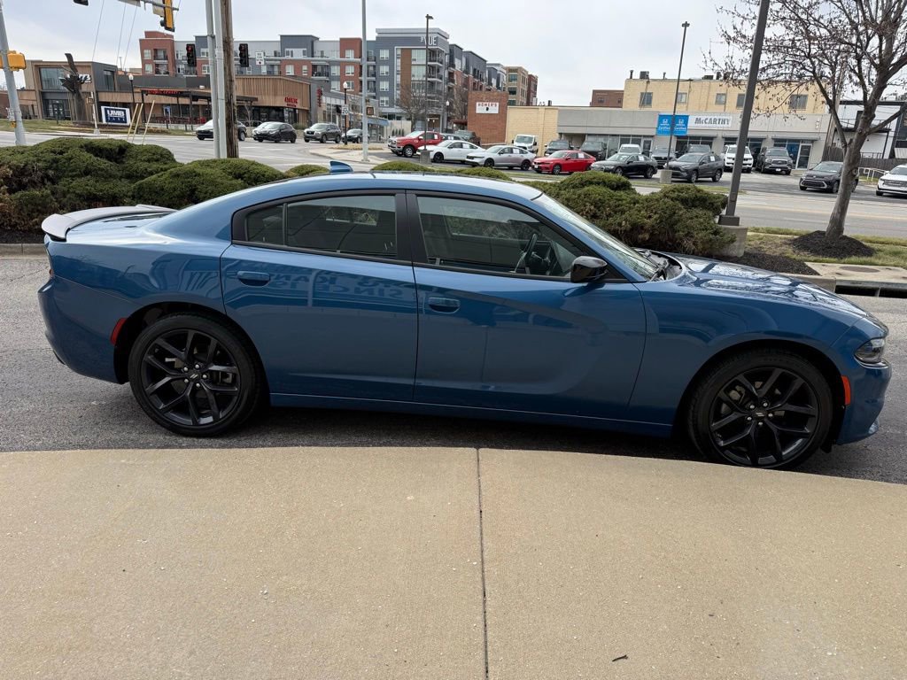 Used 2023 Dodge Charger SXT w/ Blacktop Package image 4
