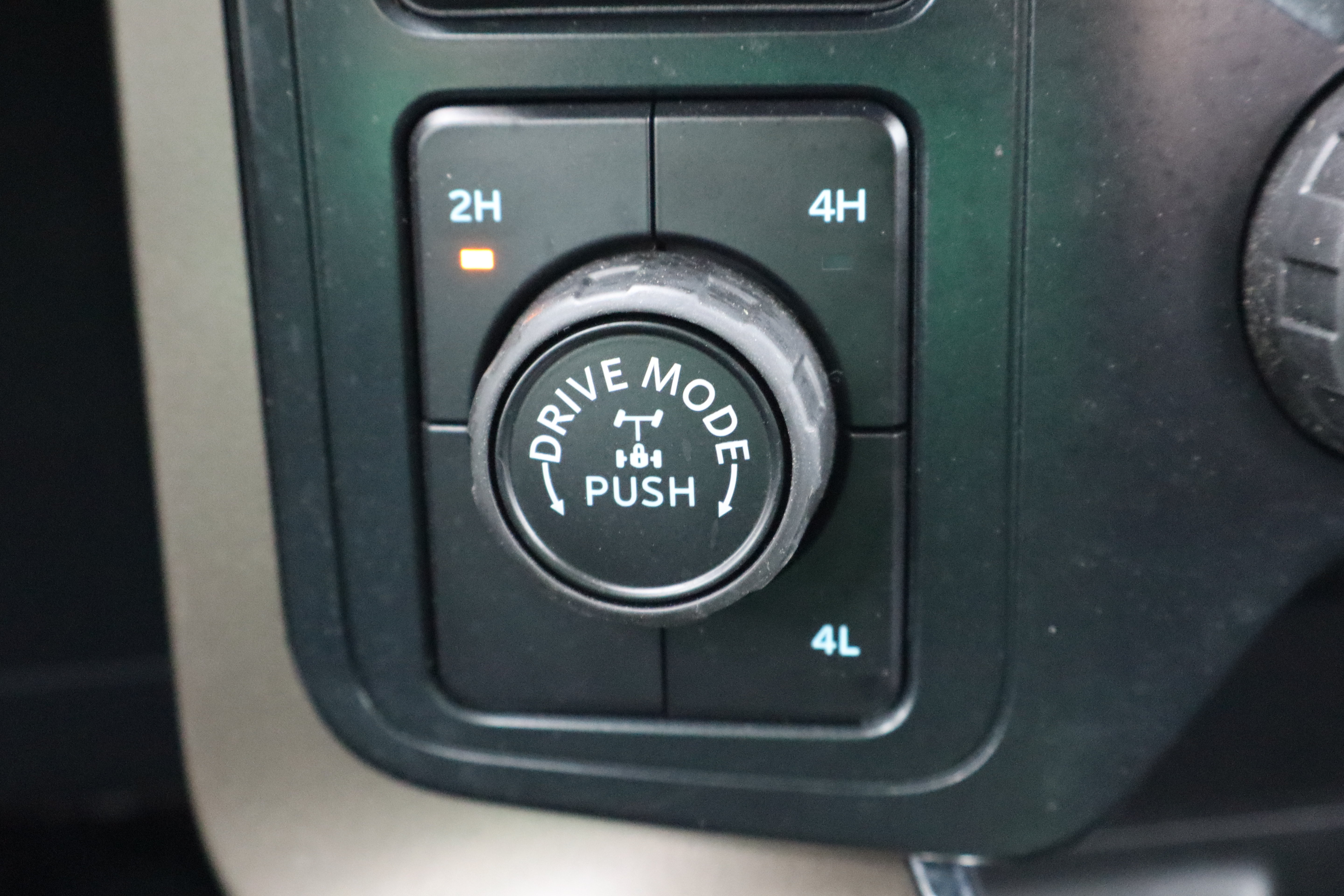 Used 2025 Ford F150 STX w/ Equipment Group 201A FX4 AWD/4WD image 22