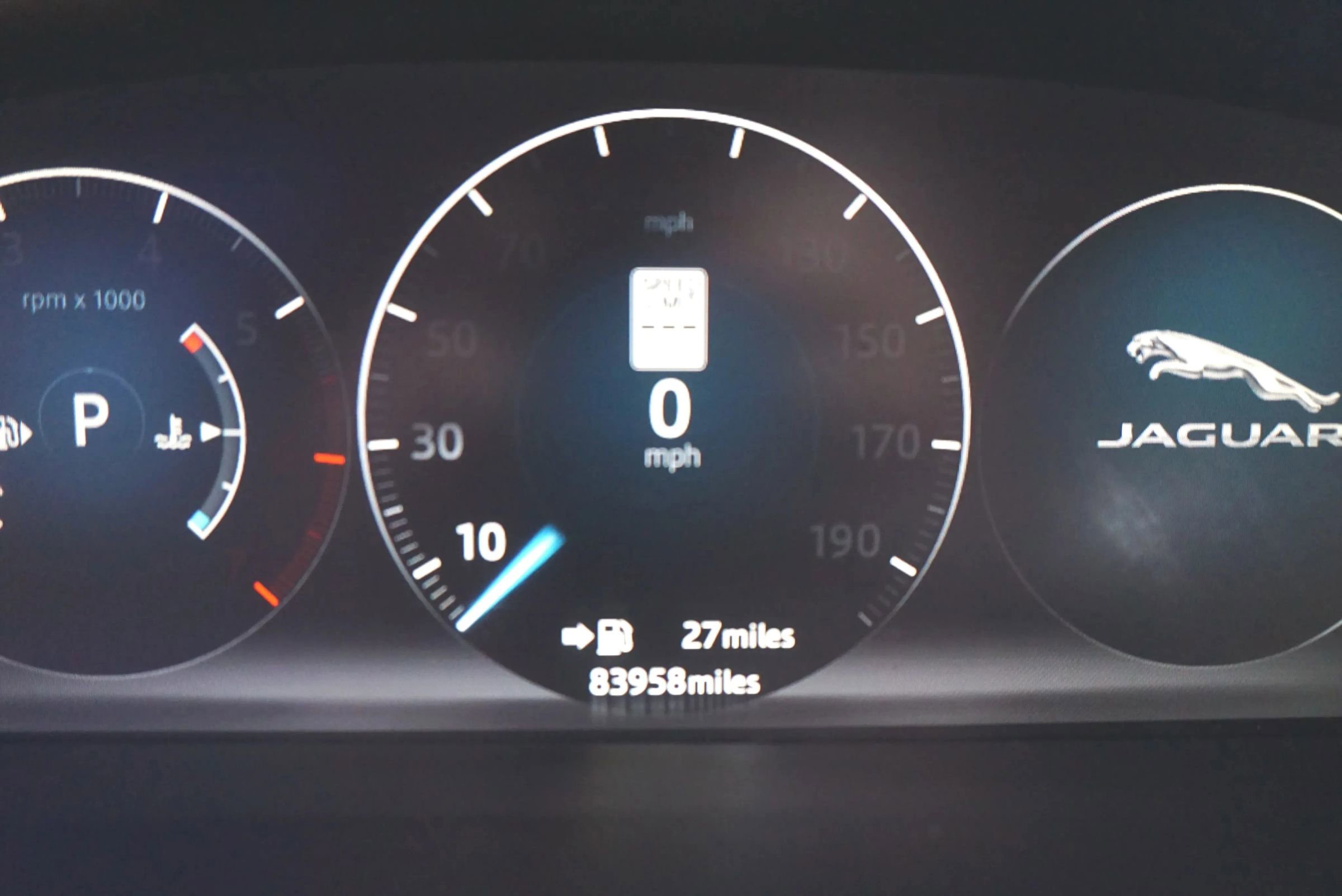 Used 2016 Jaguar XJ R-Sport RWD image 36