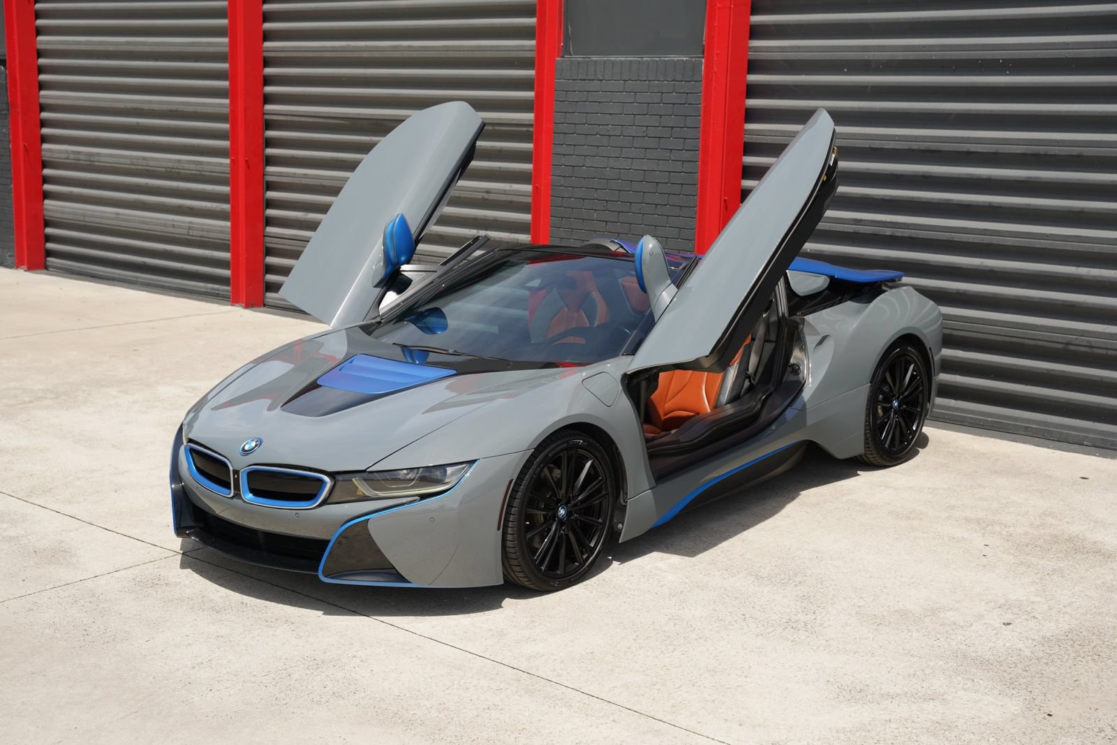 Used 2019 BMW i8 Roadster AWD/4WD image 5
