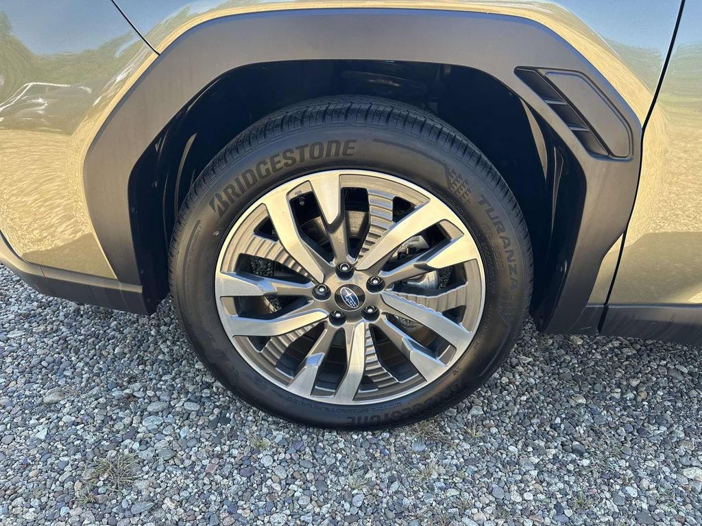 Certified 2025 Subaru Forester Touring AWD/4WD image 6