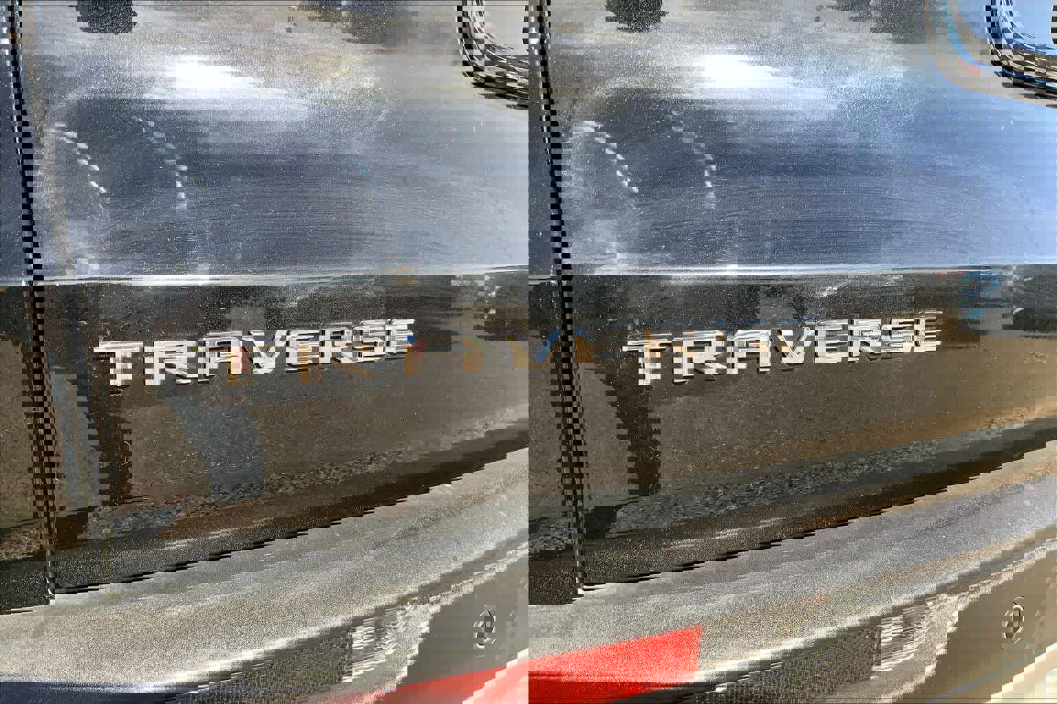 Used 2025 Chevrolet Traverse LT image 10