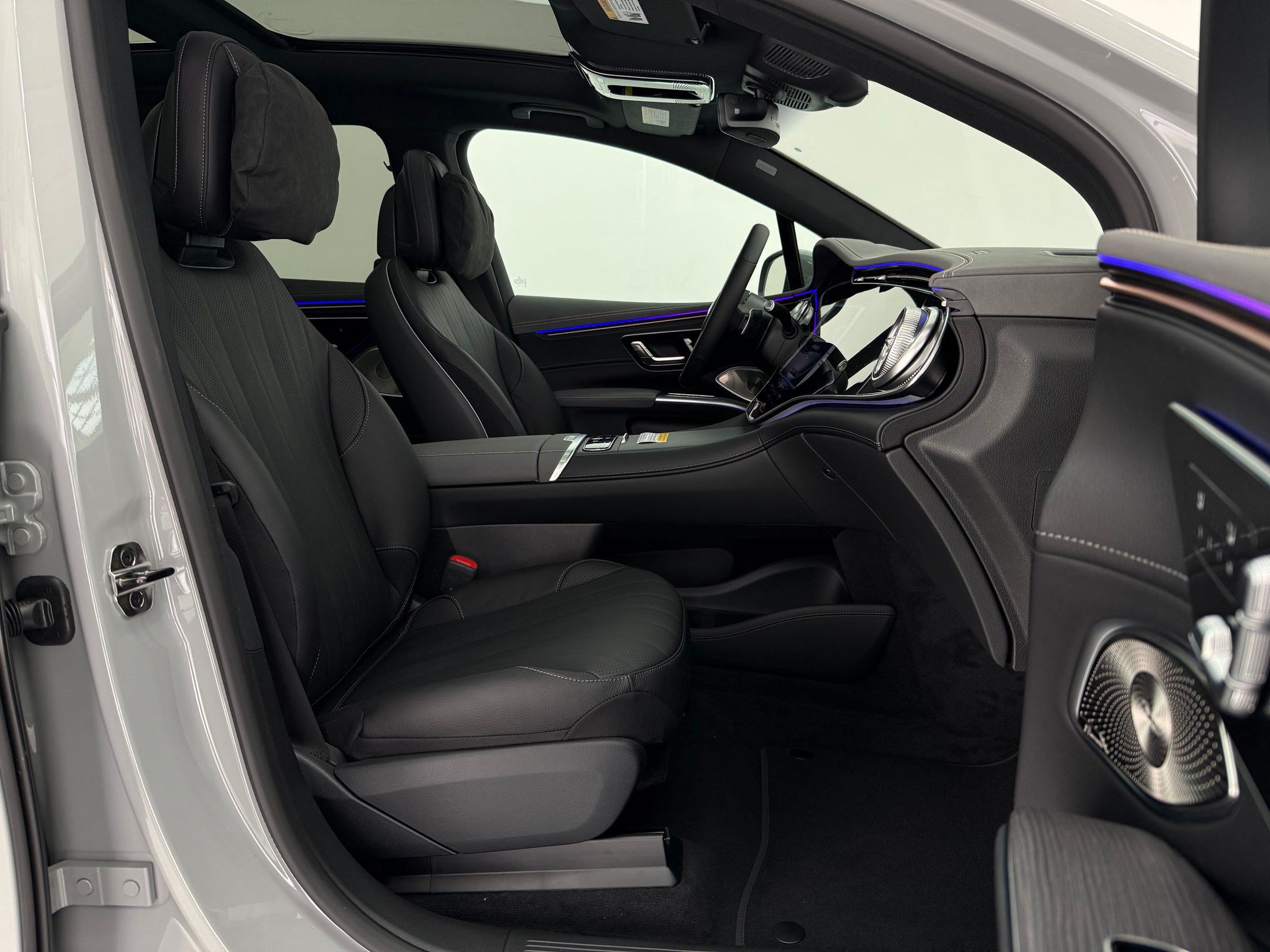 New 2027 Mercedes-Benz EQS 400 4MATIC SUV image 23