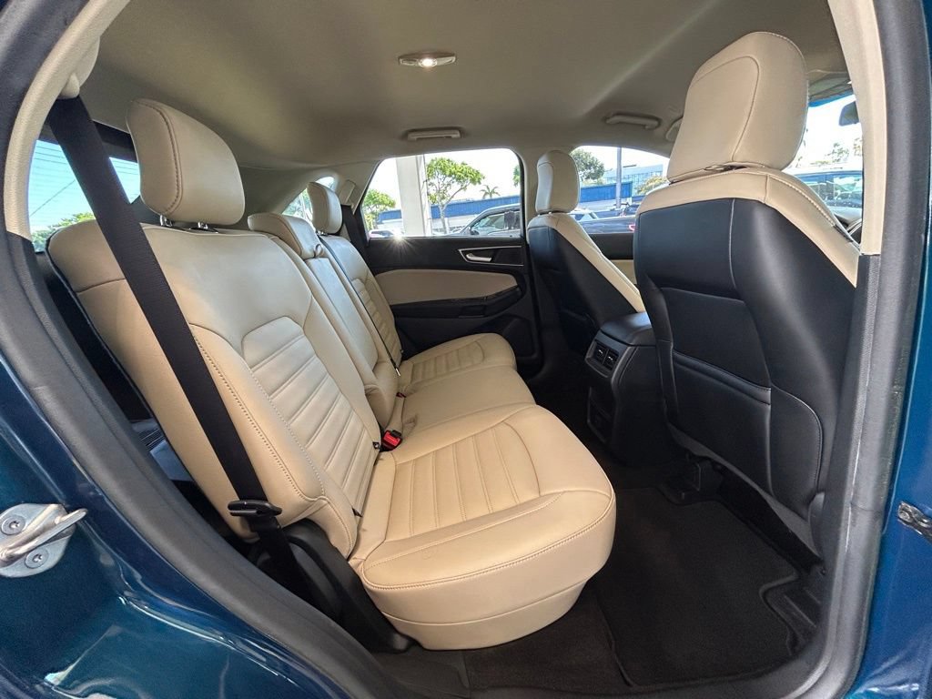 Certified 2020 Ford Edge SEL w/ Cold Weather Package FWD image 30