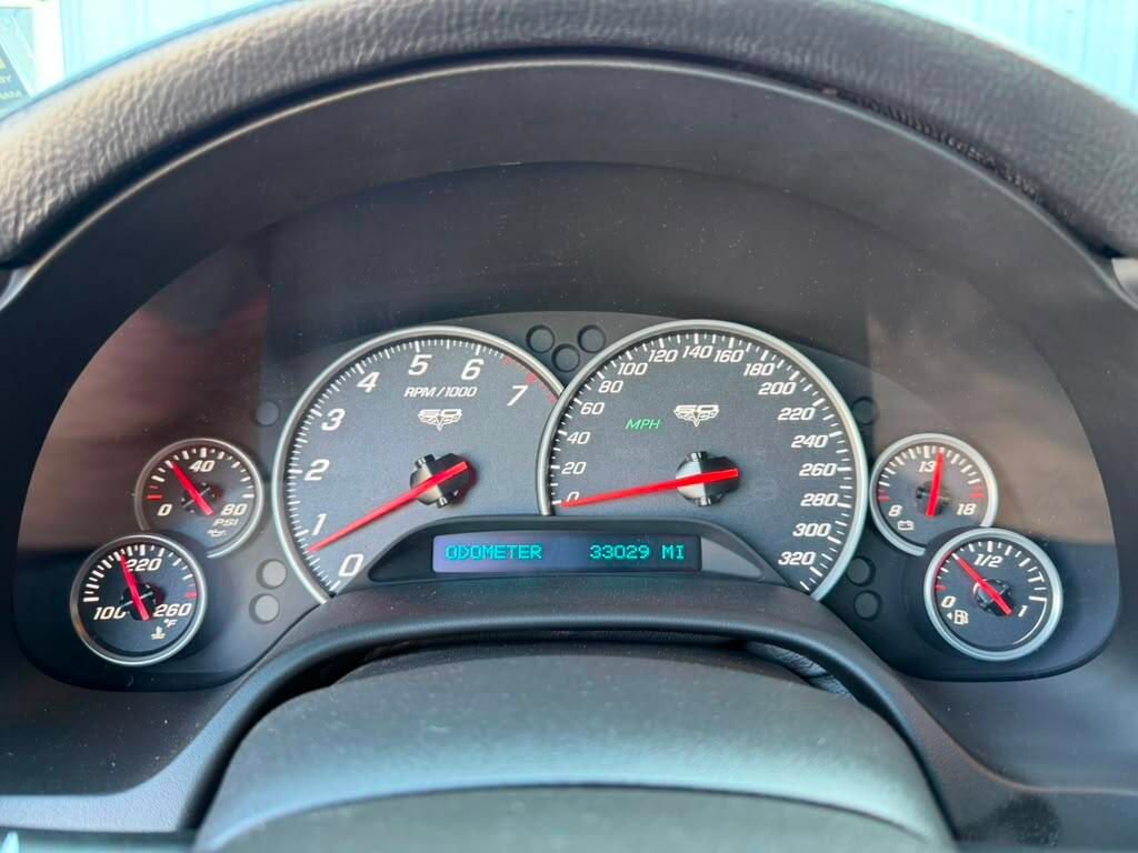 Used 2013 Chevrolet Corvette Z06 RWD image 24