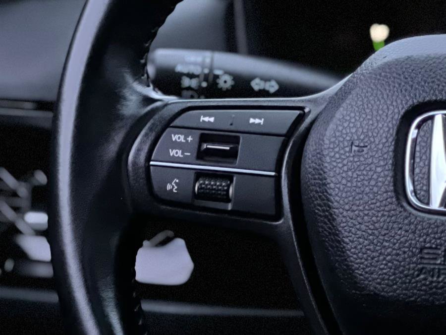 Used 2024 Honda Accord Sport image 11