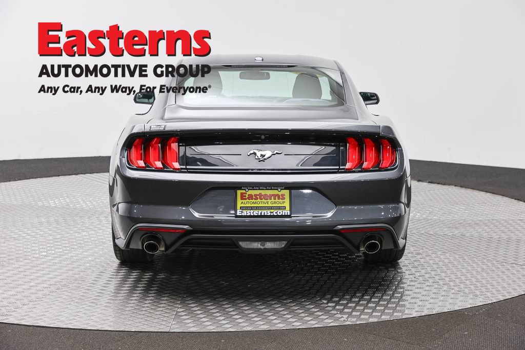 Used 2019 Ford Mustang Coupe RWD image 6