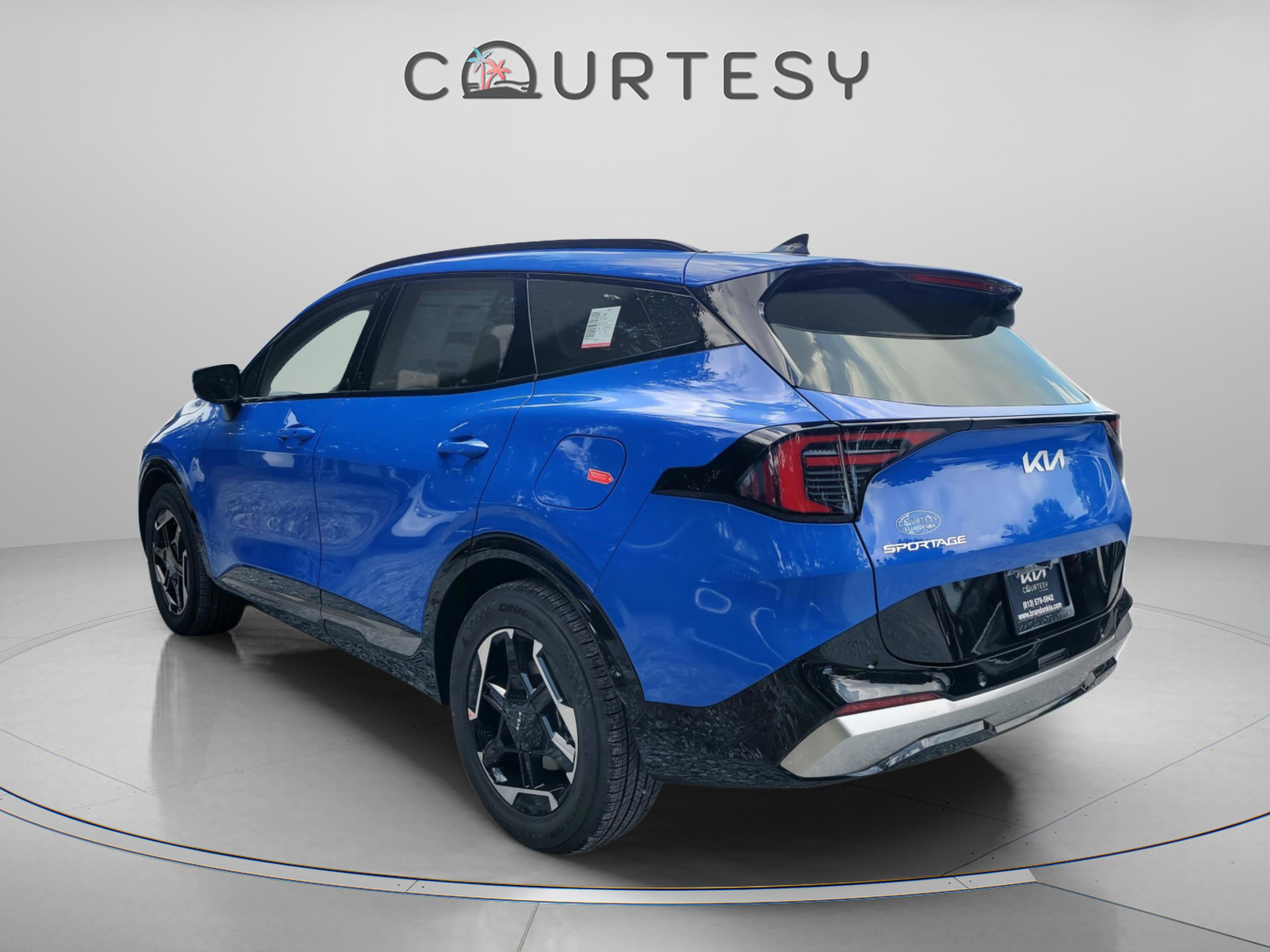 New 2026 Kia Sportage SX image 3